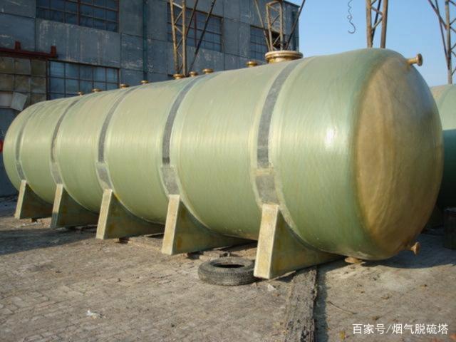 臥式玻璃鋼儲罐的鞍座處設(shè)置加強圈內(nèi)置還是外置好?