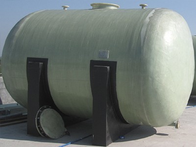 吉林購買玻璃鋼儲(chǔ)罐 廠家專業(yè)生產(chǎn)定制 玻璃鋼鹽酸儲(chǔ)罐圖片_高清圖_細(xì)節(jié)圖-棗強(qiáng)縣昱誠玻璃鋼制品廠 -